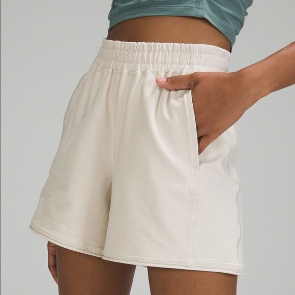lululemon athletica Pants - Lululemon LA Side Panel Short